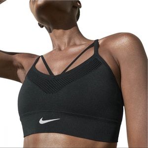 Nike Seamless light bra in size Small